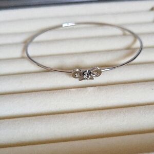 Silver Bow Bangel Bracelet